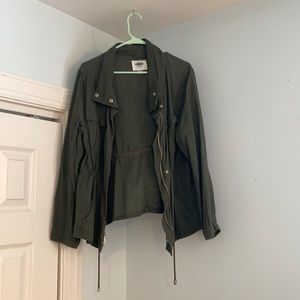 Green thin accent jacket